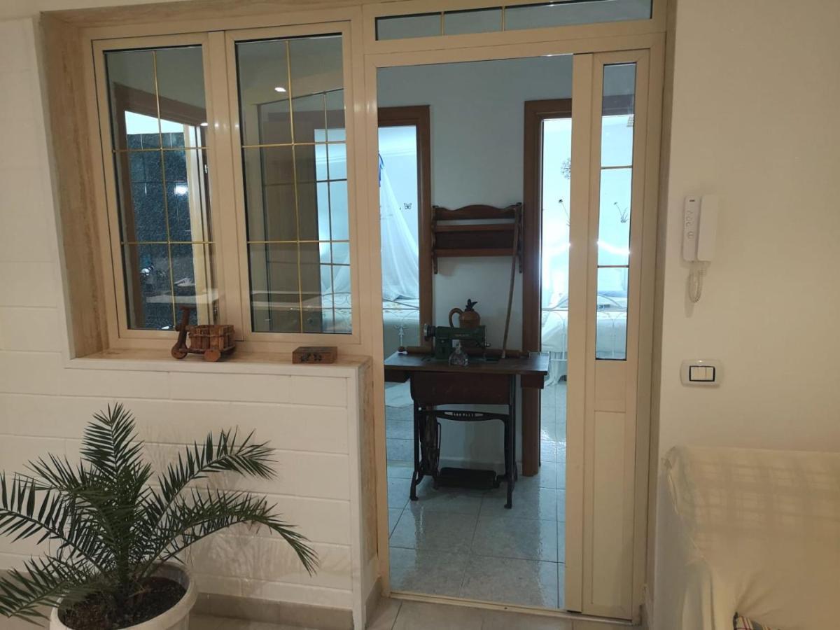 Villa Mina Con Vasca Idromassaggio Taranto Exterior photo